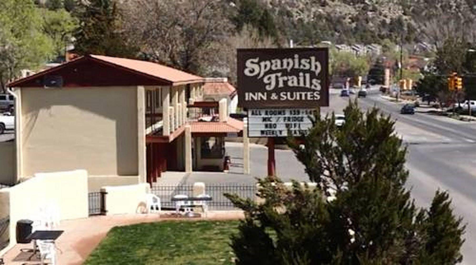 Spanish Trails Inn Durango Bagian luar foto